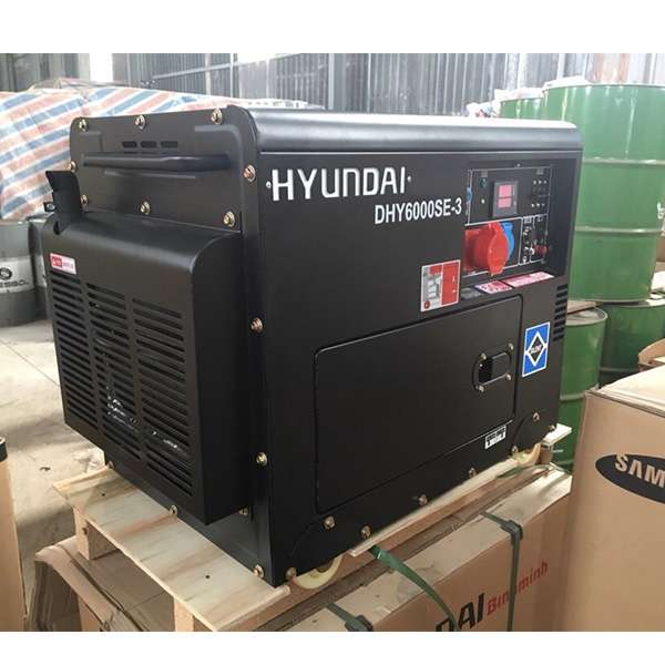 Máy phát điện chạy dầu 3pha 6kva cách âm. Hyundai DHY-6000SE3-t1